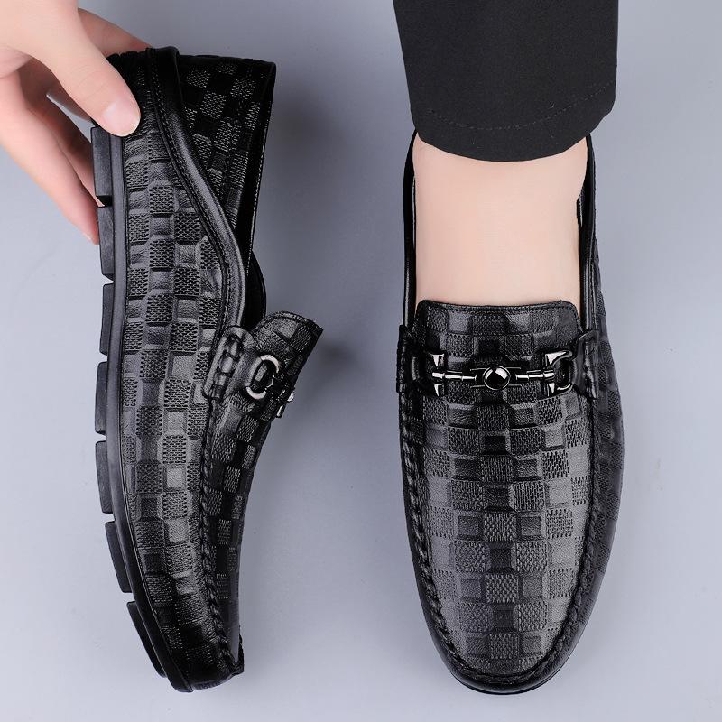 Men's shoes Doudou shoes Loafer leather shoes spring low-top foot set leather embossed first layer cowhide surface flat bottom casual shoes white
