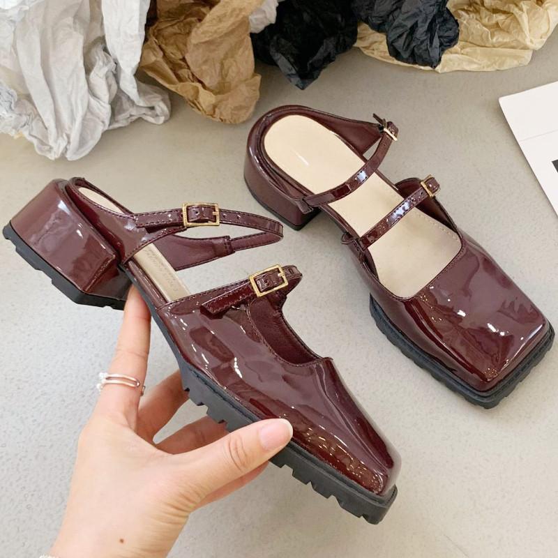 Fashion Retro Square Toe Belt Buckle Women Sandals Fashion Narrow Strap Square Heel Mary Jane Shoes Comfort Patent Leather Designer Shoe