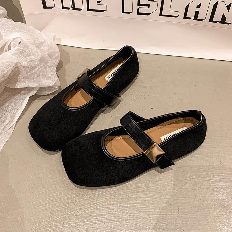 Retro Shallow Single Shoes Women's Summer and Autumn 2025 New Versatile Soft-soled Flats