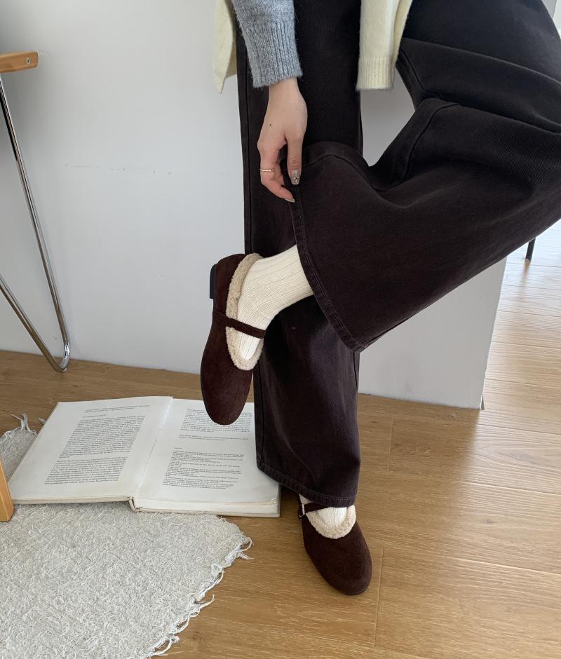 High-end quality 2025 autumn and winter new round head with Mary Jane shoes versatile flat-bottomed plush warm fluffy shoes