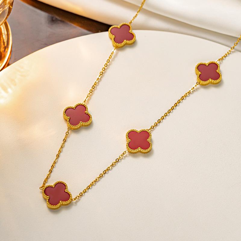Collier trèfle à quatre feuilles chanceux à cinq fleurs Collier en acier titane Mode fille Chaîne de clavicule simple