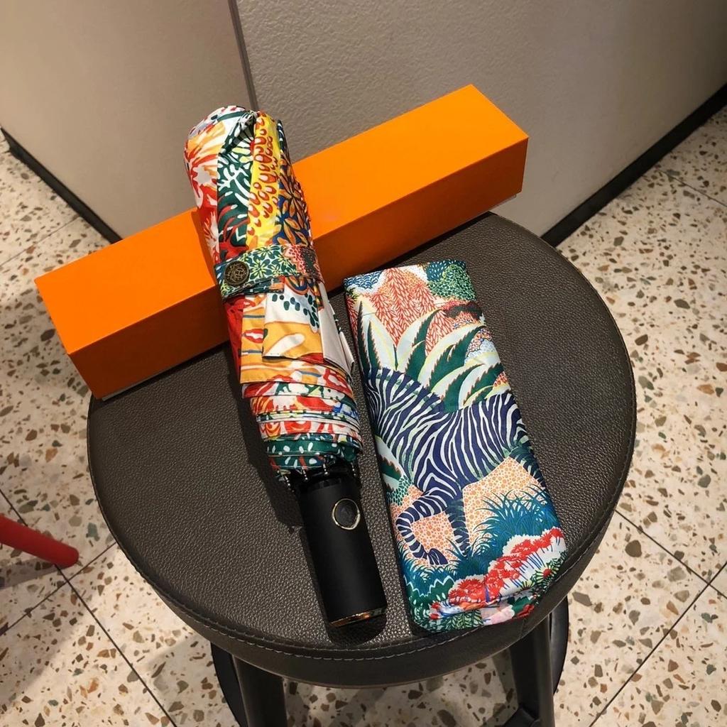 Zebra Sun Umbrella Folding Automatic Opening and Closing Umbrella Vinyl Sunscreen UV Shading for Men and Women.