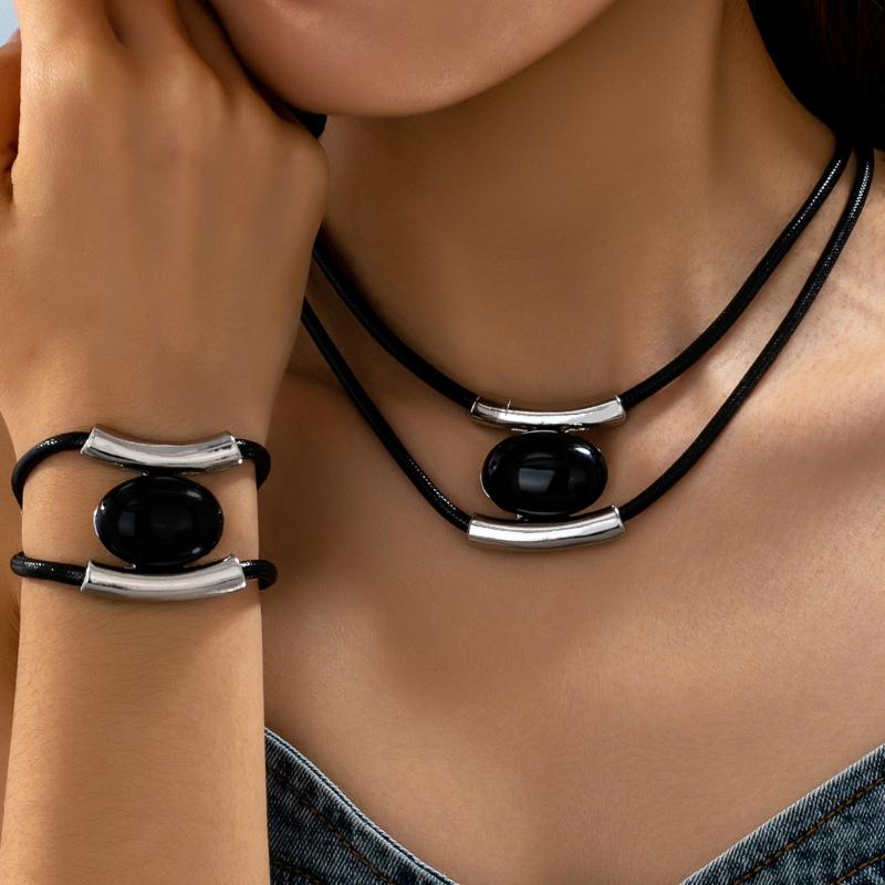 Fashion Alloy Necklace Earrings Set Geometric Oval Spiral Snail Clavicle Chain For Women Exaggerated Jewelry