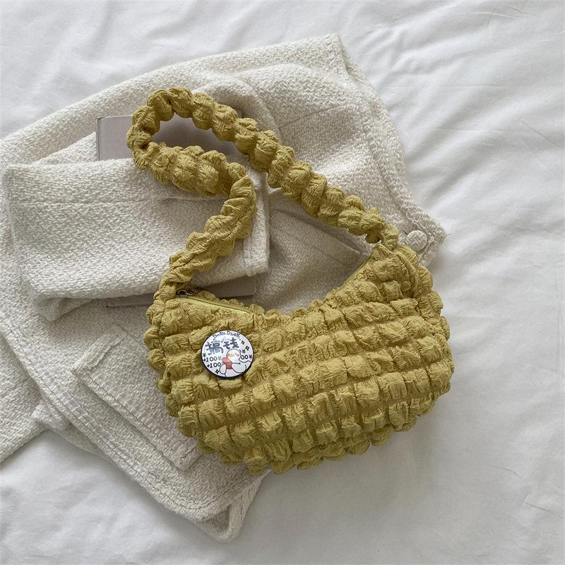 

2025 new women s bag diamond chain small square bag women s autumn tide fashion this year popular casual shoulder messenger bag жёлтый