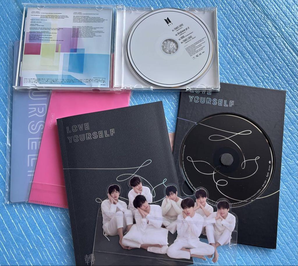 [USED] BTS LOVE YOURSELF Tear CD with photo card 10