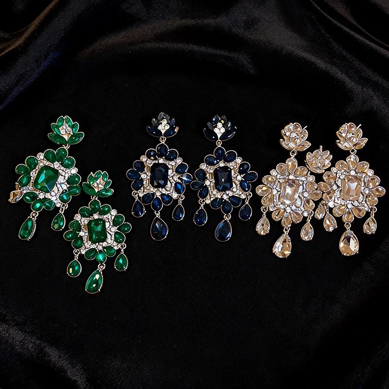 Silver Needle Rhinestone Flower Water Drop Tassel Earrings - Light Luxury High-End Court Style for Women.