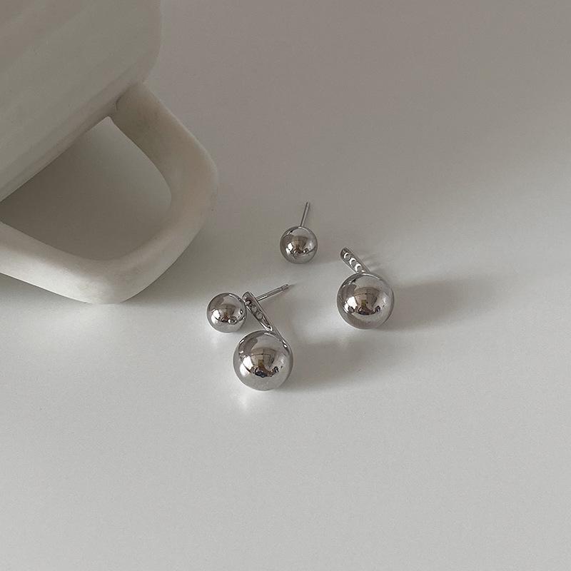 

Vintage Two Ways To Wear Round Ball Metal Gold Color Earrings for Women New Trendy Simple Korean Boucle Oreille Femme Jewelry