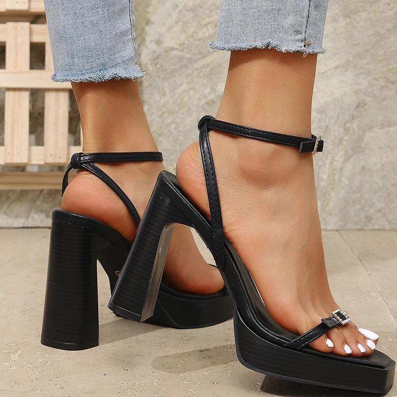 Mode Mode Schnalle High Heel Schwarze Sandalen für Damen Sommer Dicke Sohle Zehenfrei Sandale Frau Neu Eckige Zehenpartie PU-Leder Sandalen Mujer