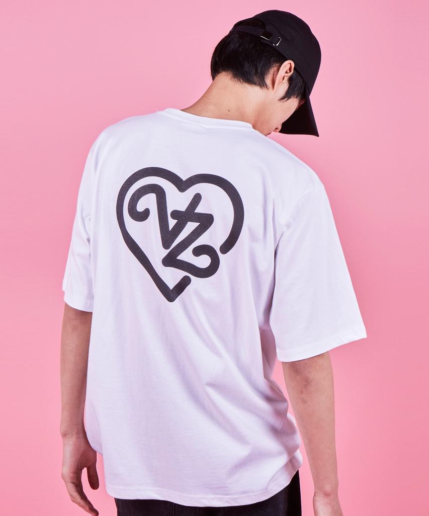 Bajal Vz Line Heart Short Sleeve T-Shirt (2 Colors)