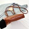 New Women's Vintage Crossbody Bag with Adjustable Shoulder Strap & Kiss Lock Closure Elegant Small Shoulder Bag