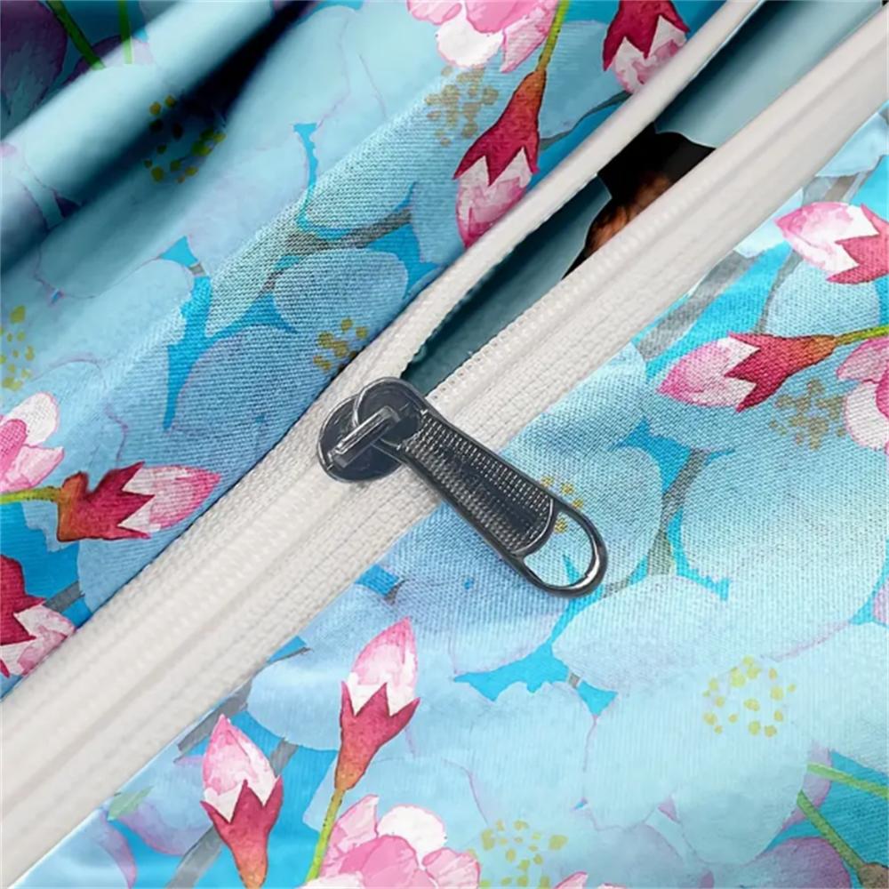 3-Piece Floral & Equestrian Duvet Cover Set - Luxurious Softness, Breathable Comfort, Vibrant Horse Print - Perfect for Bedrooms