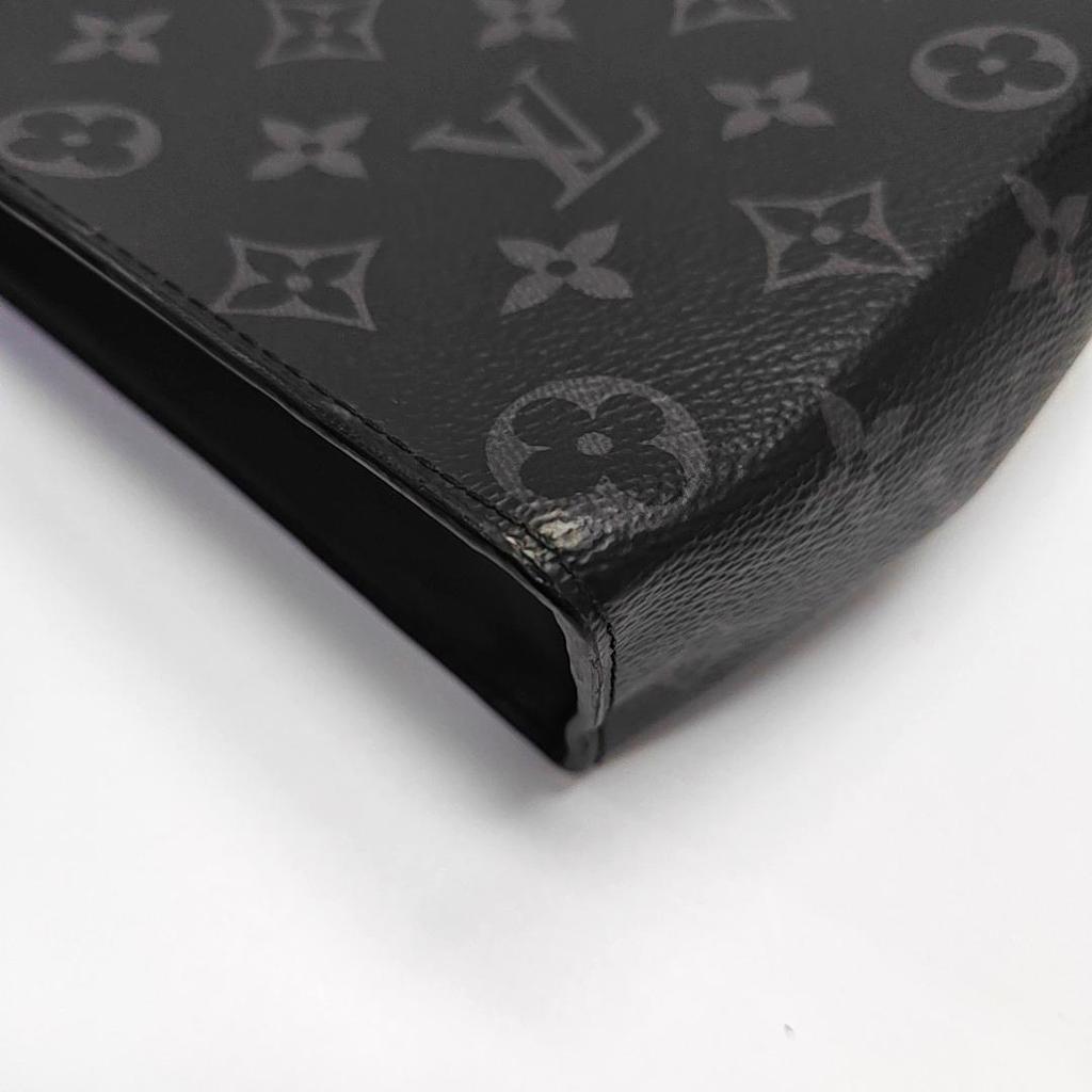 [Pre-Owned] Louis Vuitton Pochette Voyage MM 'Black Monogram Eclipse Canvas' - Very Good #1G1KZWY