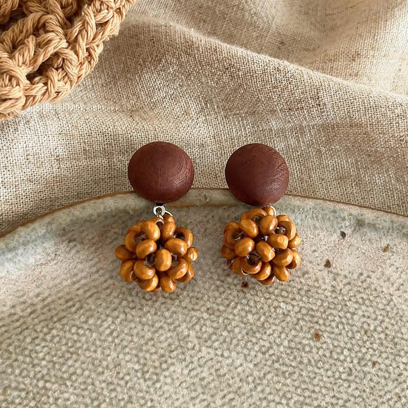 Boucles d'oreilles de luxe rétro français café ambré - Puces élégantes pour femmes avec design de niche