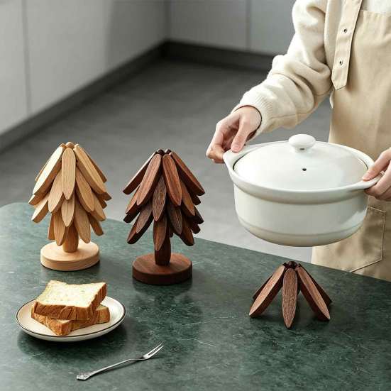 Compact Storage Trivet Set Collapsible Wooden Trivets for Hot Dishes, Christmas Tree Shaped Pot Mat Table, Wood Heat Natural Pine Pad Resistant Holder