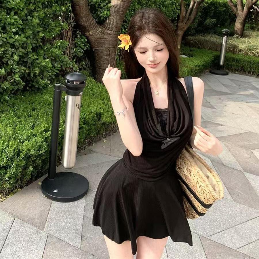 French temperament waist neck dress women's summer new lace splicing fake two pieces pure desire skirt short skirt