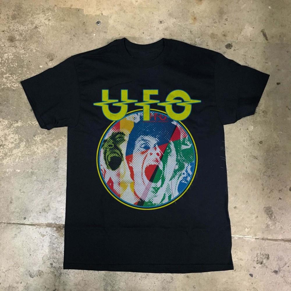 UFO Strangers In The Night T-shirt Black Short Sleeve All Sizes JJ2780 Unisex T-Shirt
