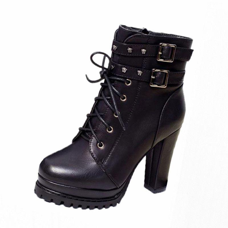 Damen Stiefel mit klobiger Plateausohle aus weichem Leder - Britischer Martin-Stil, Schwarz, Hoher Absatz, Herbst/Winter-Kollektion 2025.