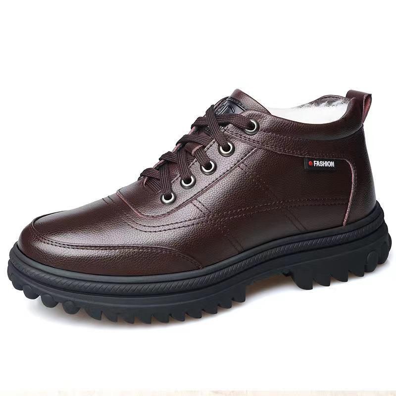 

2024 Мужские высокие кожаные зимние ботинки: Утолщенные, бархатистые, нескользящие, теплые зимние хлопковые туфли. 44 коричневый