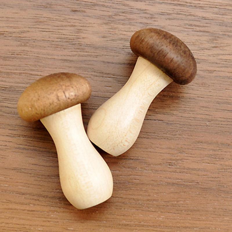 

2Pcs Mushroom Wooden Chopsticks Stand Mini Cute Chopsticks Stand Home Decor Kitchen Items