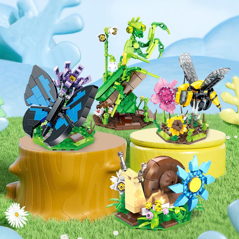 Cute Animals The Insect Collection Butterfly Mantis Bee Snail Building Blocks Kit Girl Bricks Model Kids Toy Children