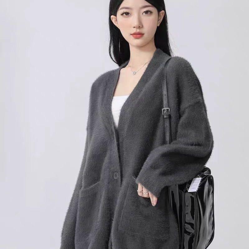 

Fluffy Solid Color Faux Mink Cardigan: Women s Loose Mid-Length Coat for Spring & Autumn S 40-47 kg