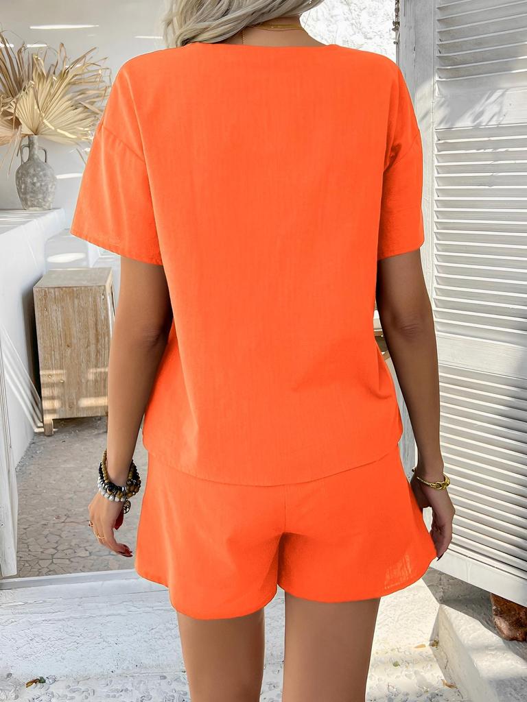 Vår & Sommar Enfärgad Topp med Knytning och Shorts Set - Avslappnad Semesterstil för Kvinnor