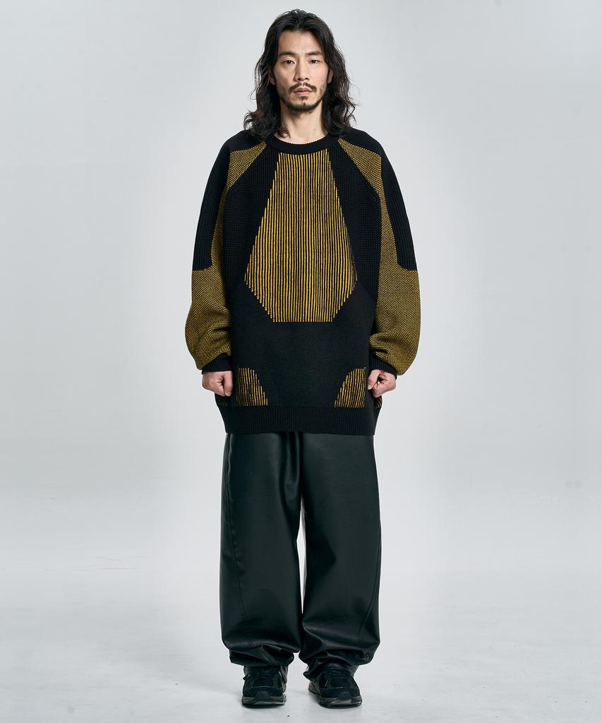 AJOBYAJO Paneled Mixed Knit Sweater [Black]
