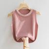 Maglia aderente con colletto alto e perline da donna, con fondo primaverile