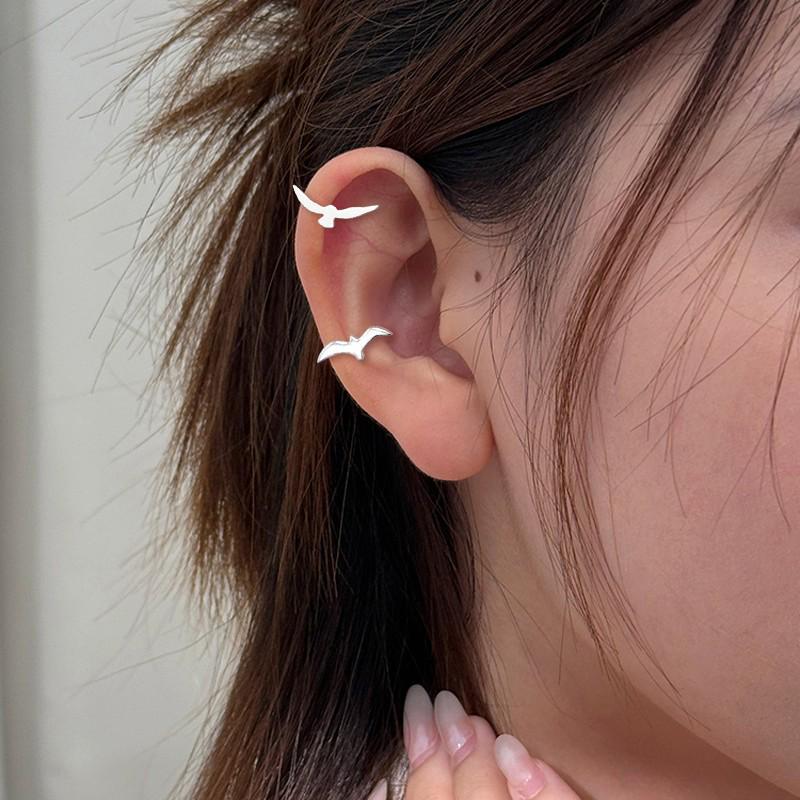 Asymmetrical Seagull Ear Clip - No Piercing, Minimalist Style Swallow Bird Cartilage Earring