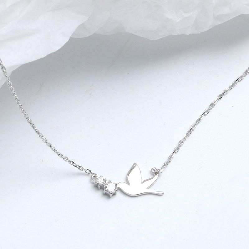 

Бесплатное ожерелье «Белый голубь» с женственным темпераментом, цепочка на ключицу в стиле «Лесная фея» с цирконами и мягкой цепочкой для девочек