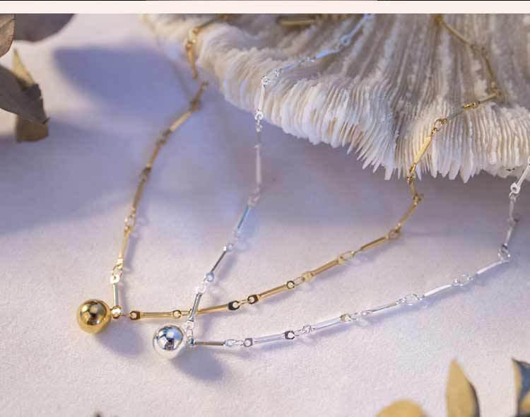 18K Gold Plated Titanium Steel Round Ball Pendant Necklace - Lightweight Luxury Clavicle Chain