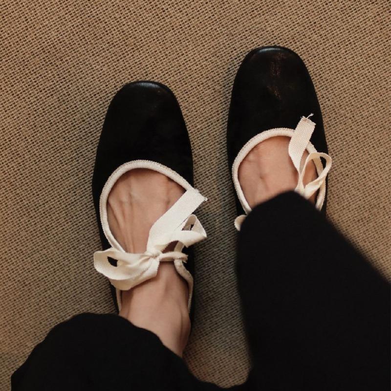 Ρετρό στρογγυλοκέφαλα φλατ μπαλαρίνες με αντίθεση χρώματος, κορδόνια, ελαφρύ στόμα, μονόπατα παπούτσια, ευέλικτα παπούτσια Mary Jane