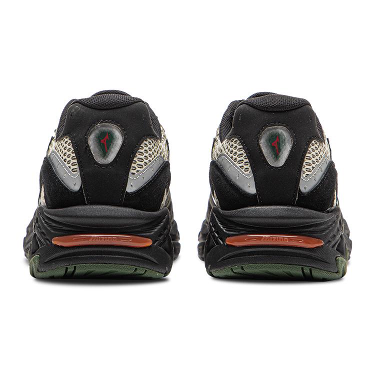 Mizuno Wave Momentum Unisex White Black D1GH250303