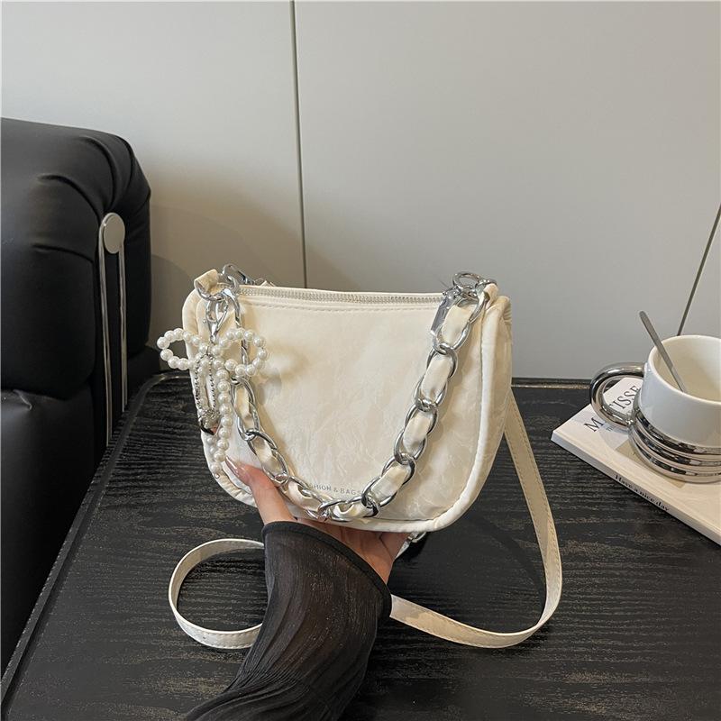 

Fashion popular chain single shoulder armpit bag women s new solid color handbag Without pendant білий