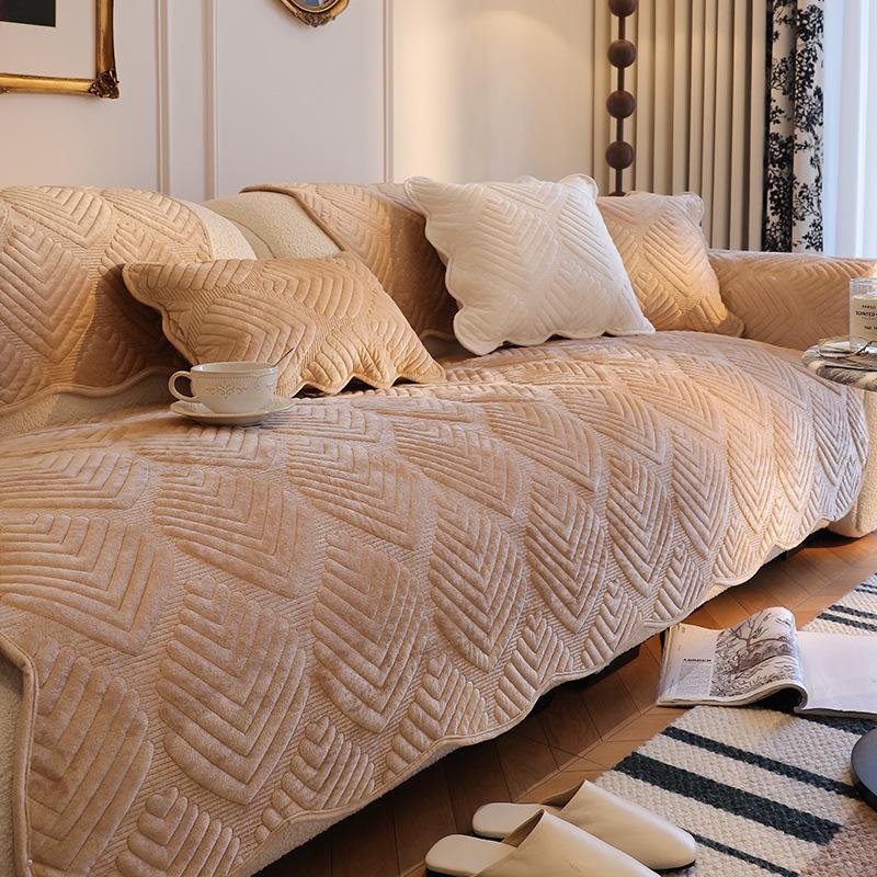 

Medieval Sofa Cushion Plush Autumn And Winter Leather Sofa Cover New Thickened Sofa Towel Cover Cushion 70*70cm