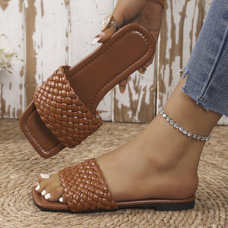 

Large size 2025 summer new Roman sandals women s outdoor slippers women s outer wear flat bottom one word with thick bottom slippers women 43 темно-коричневого