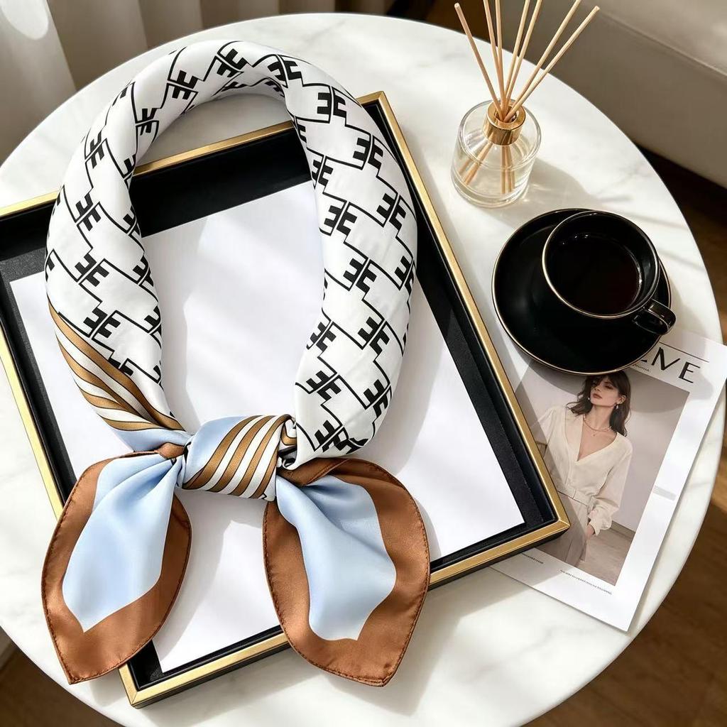 Retro Cashew Pattern Silk Square Scarf (70x70) - Versatile Long Ribbon for Neck