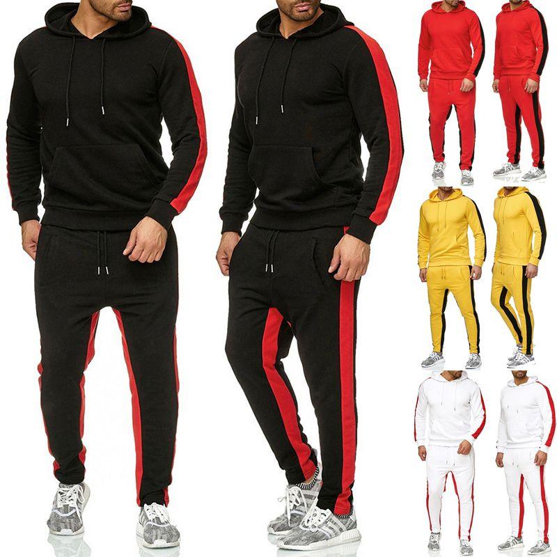 Comfortable Men's Jogging Suit Stylish Hoodie And Sweatpants Set For Activewear