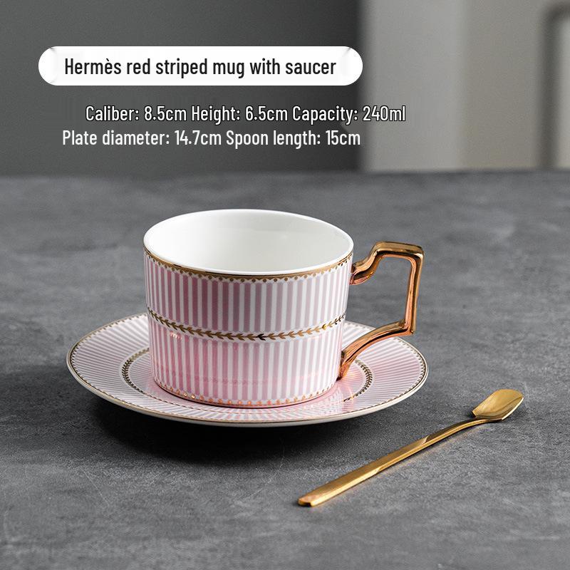 Elegant Europeisk Keramisk Kaffekopp - Snygg Lyxig Gåva för Kvinnor, Perfekt för Kontoret eller Kaféet.