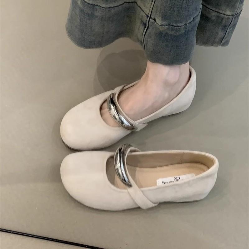 

Корейские вечерние туфли-лодочки с мелким вырезом, женские весенне-летние модные туфли Мэри Джейн с металлической пряжкой 40 абрикосовый