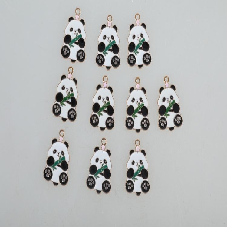Set Of 10 Panda Charm Fashionable Accessories Cartoon Animal Pendant for Handmade Necklaces Bracelets Jewelry Supplies