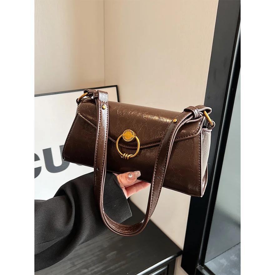 Vintage PU Leather Small Flap Shoulder Bags for Women New Trendy Female Commuter Crossbody Bag Simple Handbags and Purses