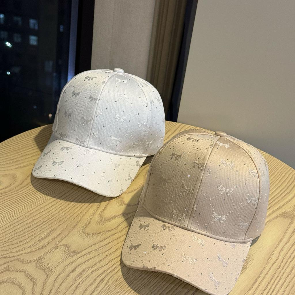 2026Embroidered and rhinestone-studded fashionable Korean-style sweet versatile women's outdoor casual sun-protective baseball cap