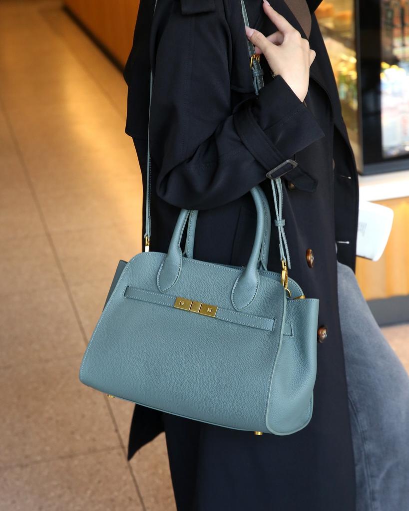 Genuine Leather Women's Bags, New Fashion Shell Bags, First-layer Cowhide Large-capacity Commuting Versatile Shoulder Handbags