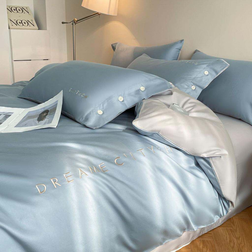 Vierteiliges Set aus reiner Baumwollbettwäsche Leichter Luxus, Hautfreundlich und Bequem Gewaschene Laken Bettbezüge Kissenbezüge.