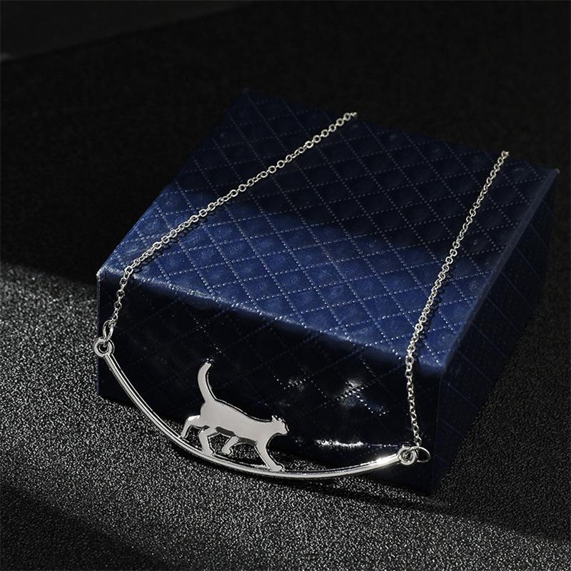 1-piece women's silver cute cat necklace - a minimalist clavicle chain with a sweet design, perfect for everyday wear, parties,