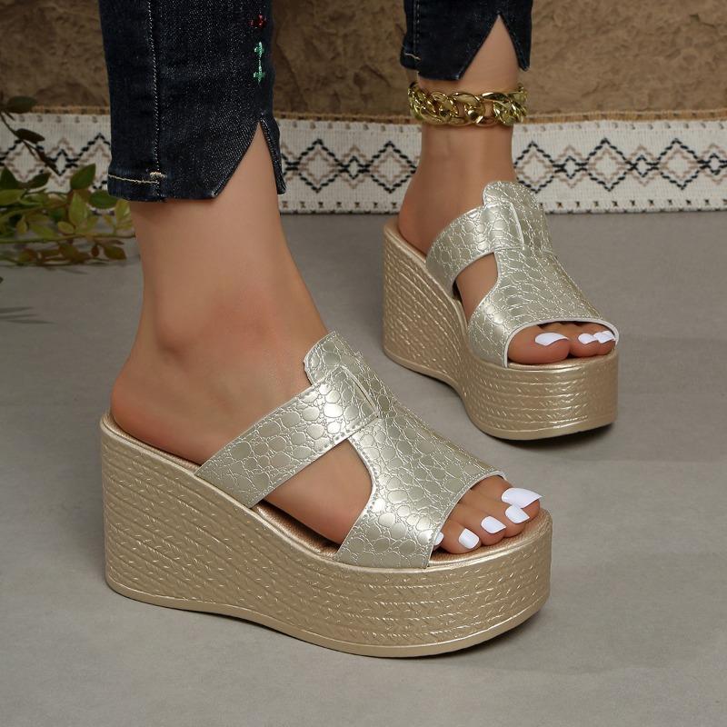 

Large size new slope heel thick sole one word round head fashion versatile cool slippers women s shoes 43 срібний