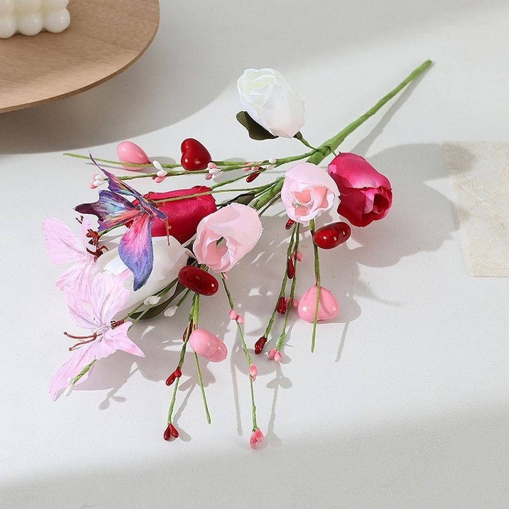 

Silk Fabric Butterfly Tulip Stem for Wedding Photo Booth Props Living Room Coffee Table Styling and Lookbook Photography China Mainland
