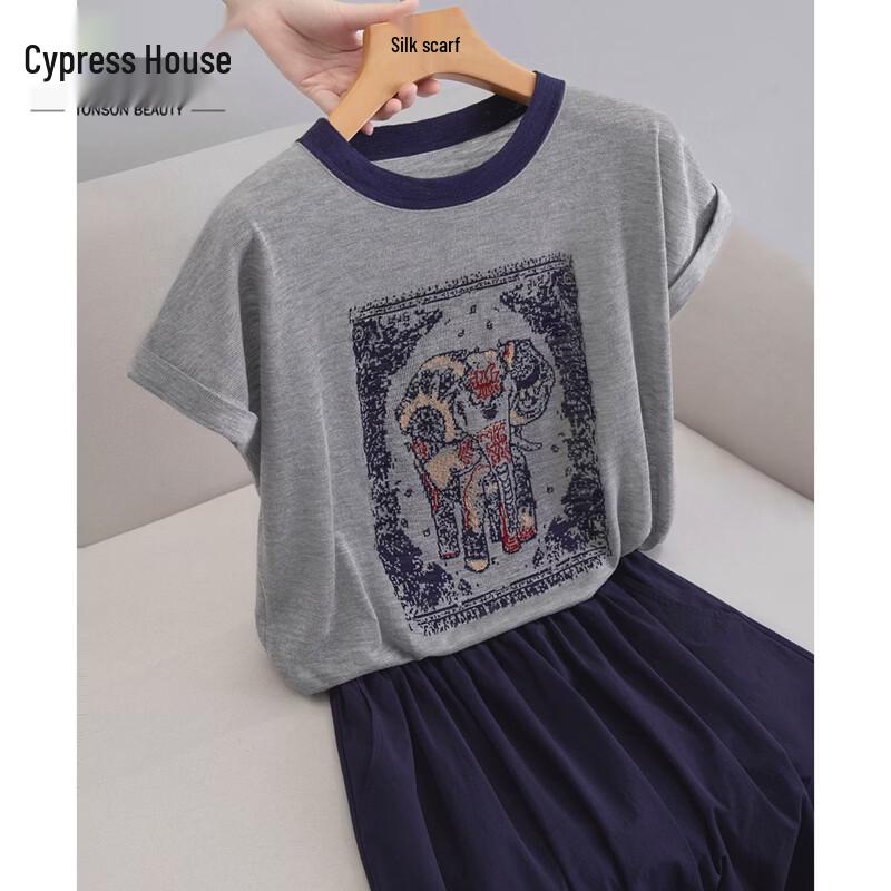 Women s Elephant Embroidery Knit T-shirt M