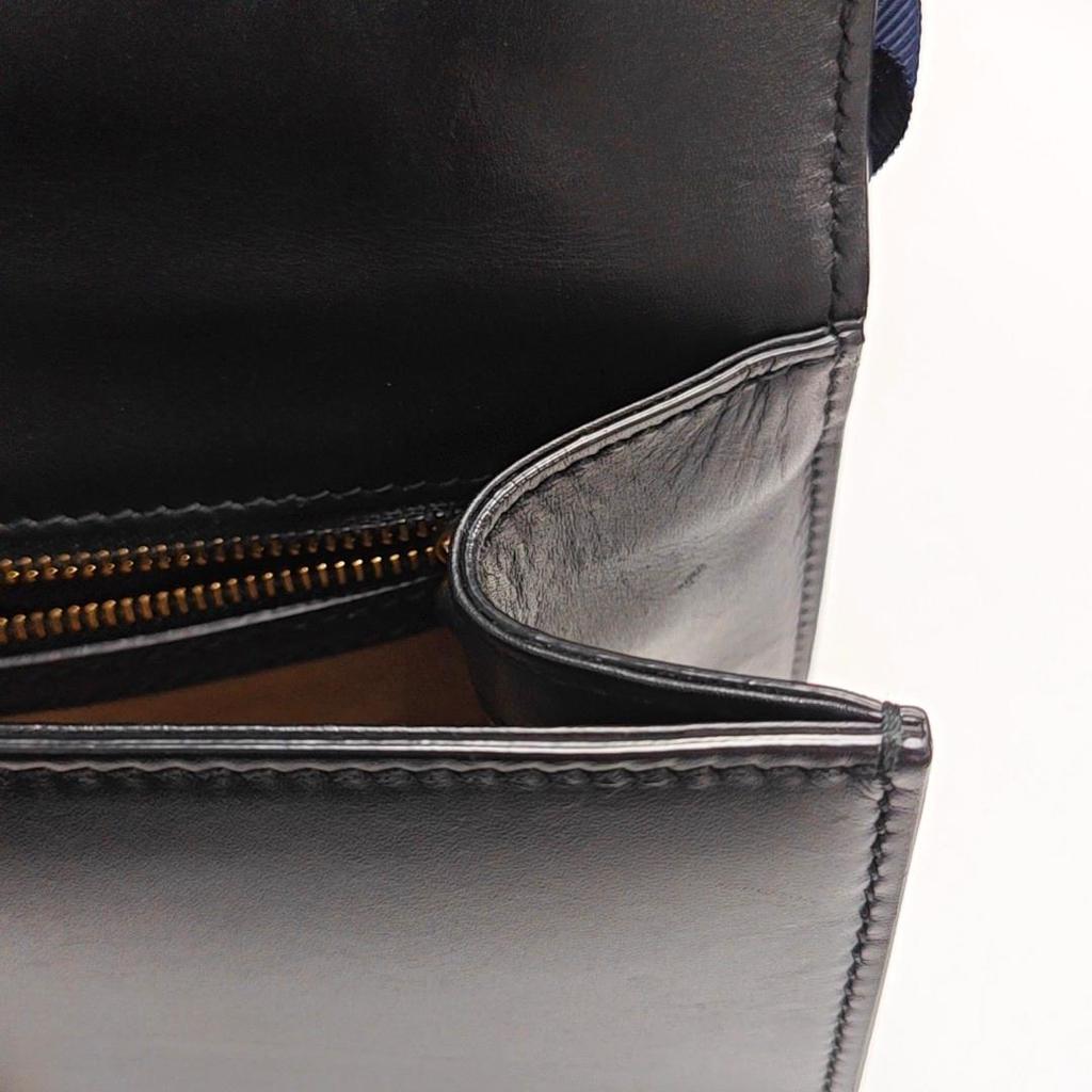 [Pre-Owned] Sylvie Gold Buckle Striped Web Satin Bow Wide Shoulder Strap Leather Handbag Crossbody Bag Shoulder Bag Small - Fair #1GNYUB2